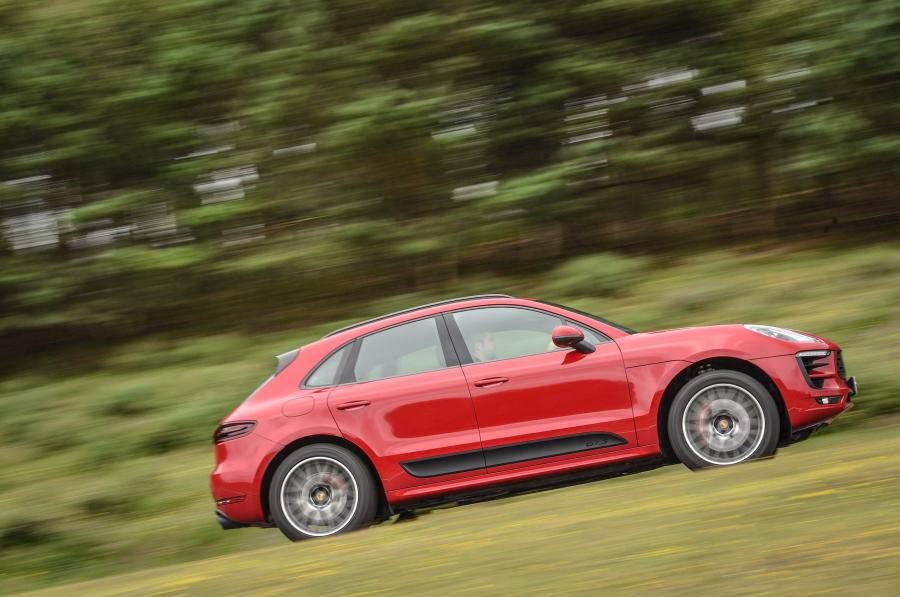 Porsche Macan GTS 2016 года  (UK) (фото 3 из 30)
